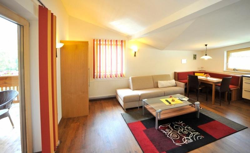Haus Gisela Ξενοδοχείο Oetz Εξωτερικό φωτογραφία